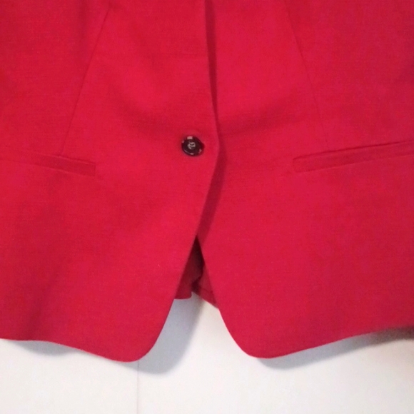 Ann Taylor, Red Collarless Suit Jacket, Sz. 6. - Picture 3 of 9